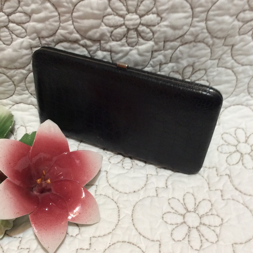 Metropolitan Vintage Pocketbook